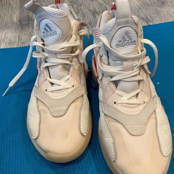 Adidas Off-White ZoneBoost Basketball Sneaker - Picture 2 of 5